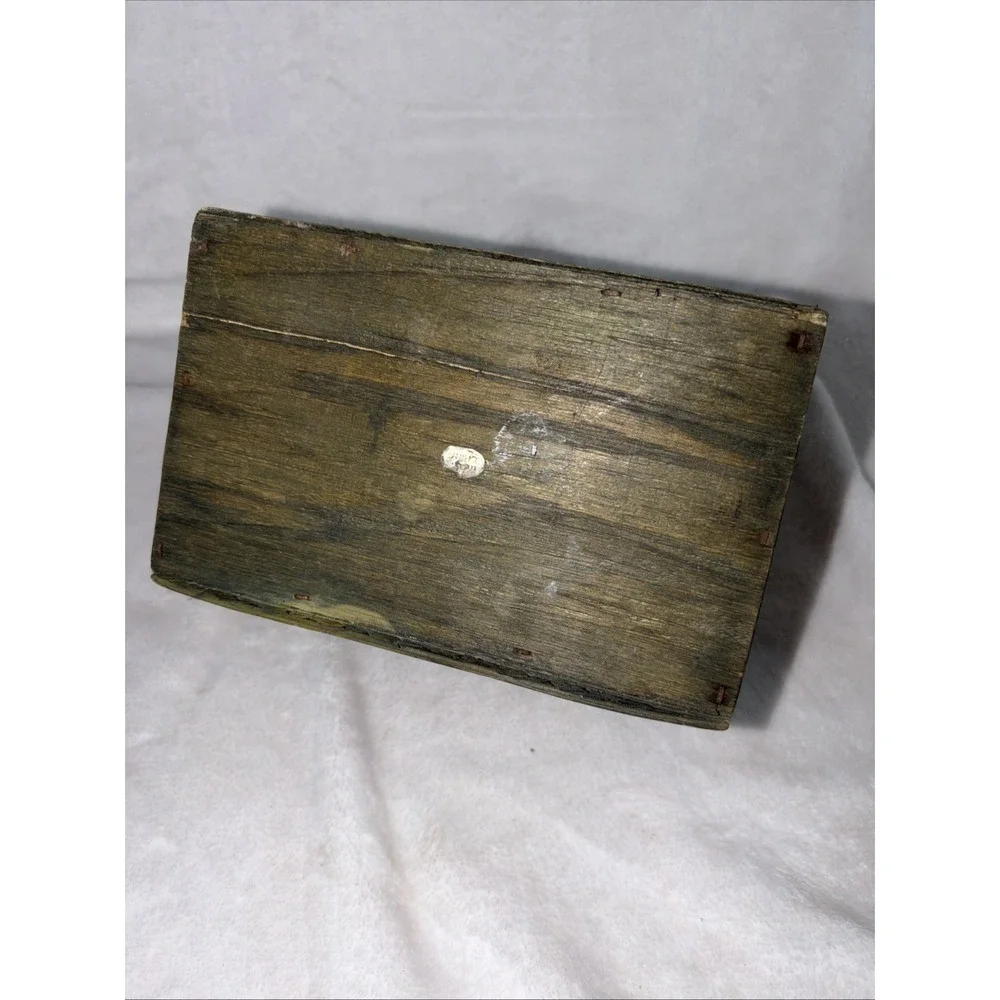 Vintage 80s‎ Treasure Chest Bamboo Trinket Box Rustic Herringbone Pattern Aged